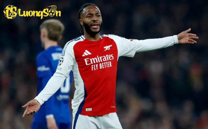 Sterling chưa thể khẳng định bản thân tại Emirates.
