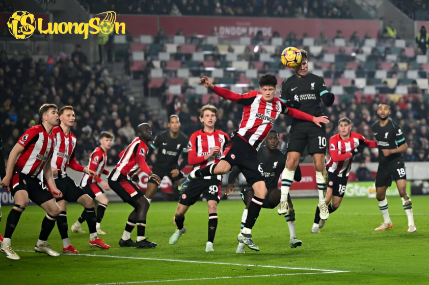 Hai đội bế tắc trong phần lớn thời gian thi đấu.