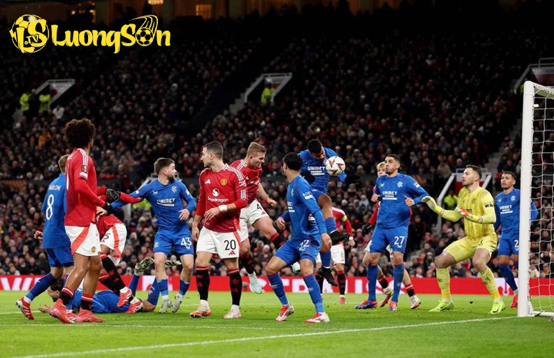 De Ligt bị từ chối bàn thắng hợp lệ – Ảnh: Getty